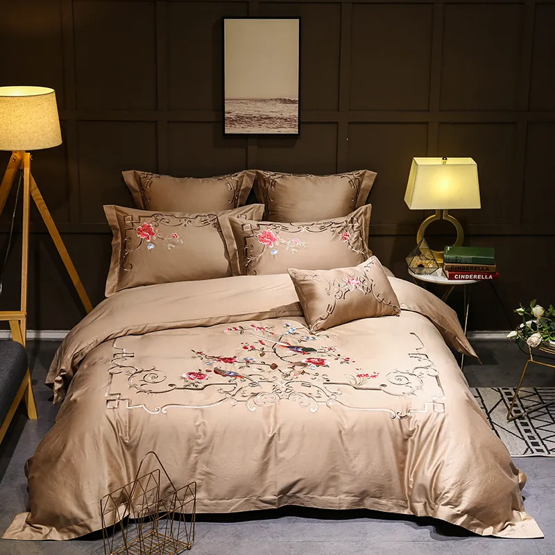 Oosterse borduurwerk Luxe Gouden Grijze Beddengoed Set Queen King Size Egyptian Cotton Bed Set Dekbedovertrek Bedsheet / Linnen Set T200706