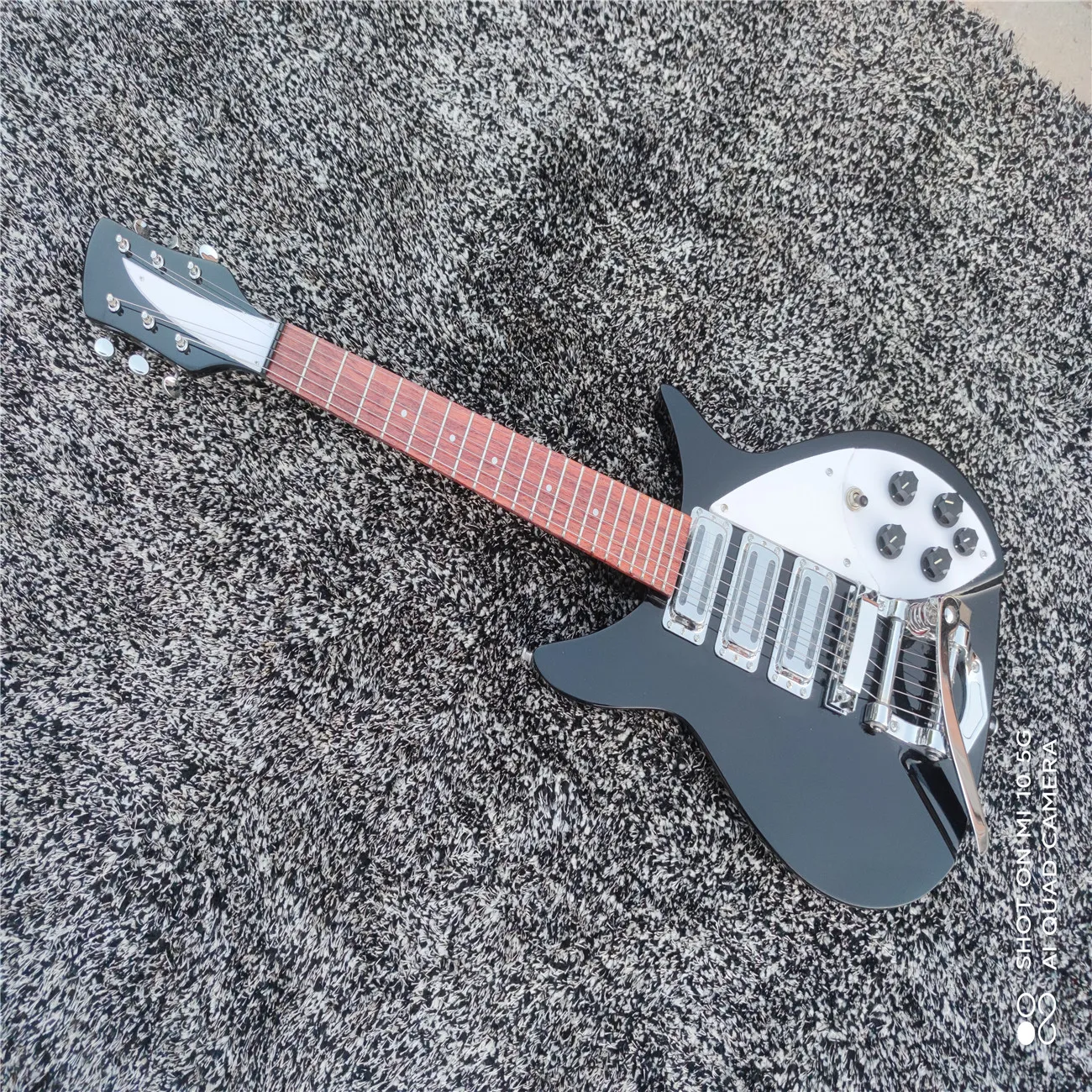 Customizable Black Silvertone Electric Guitar Box Model 325 From