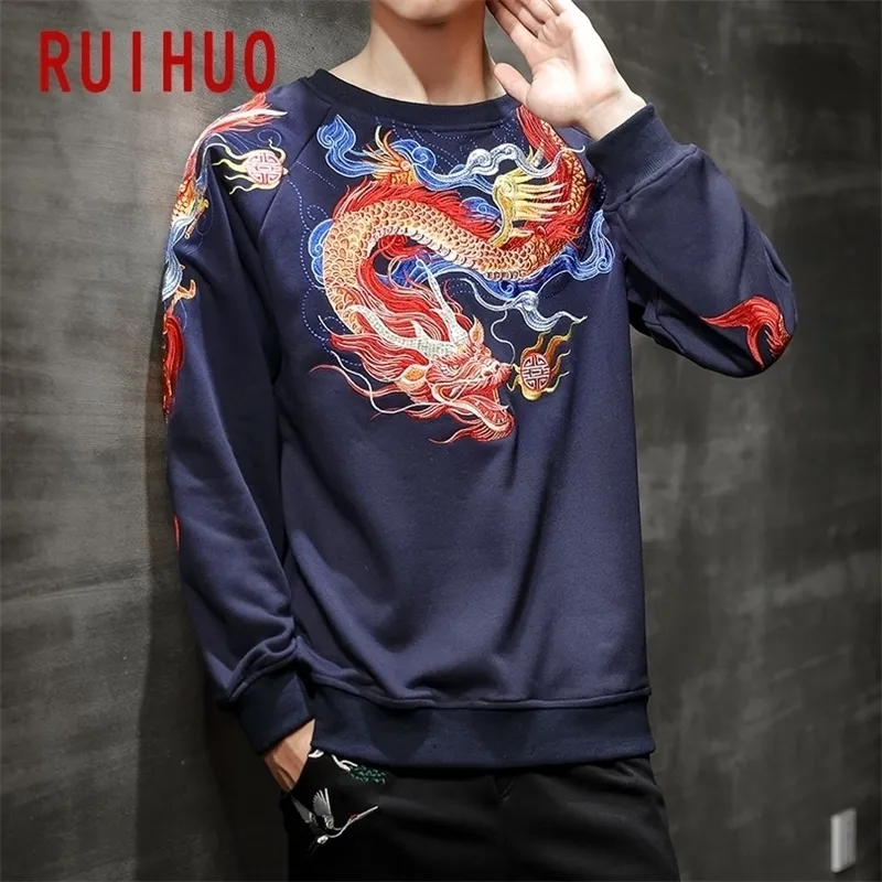 RUIHUO Autunno Drago Cinese Del Ricamo Felpa Da Uomo Giapponese Streetwear Felpa Da Uomo Moda Felpe Per Gli Uomini 5XL 201020