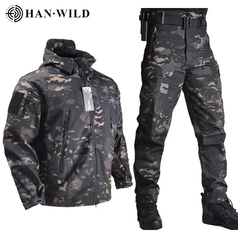 HAN WILD Giacche militari + pantaloni Abbigliamento Soft Shell Tute tattiche Giacca impermeabile da uomo Set pilota di volo Abbigliamento da campo militare 220124