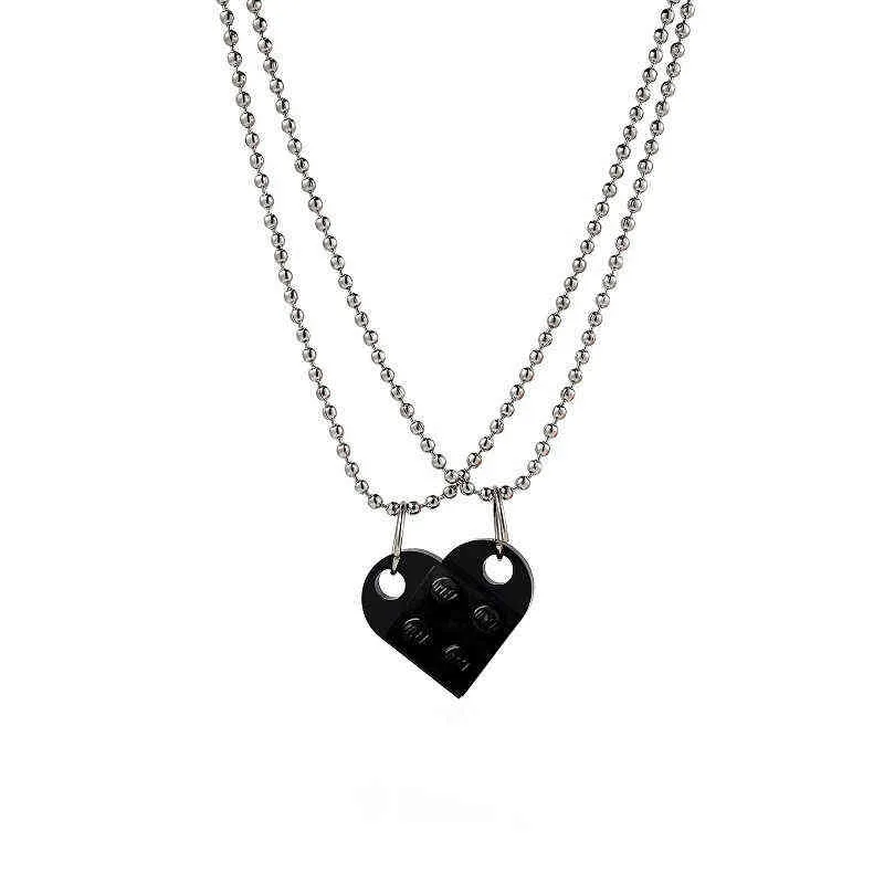 Two Piece Cute Brick Heart Pendant Necklace New Design Lego Heart Necklace for Women Men Girl Boy Jewelry Wholesale G220310