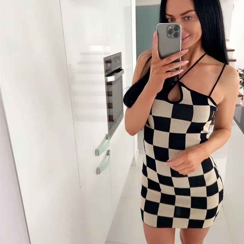 Sommarklänning Kvinnor Sexig Plaid Bodycon Evening Dresses Tjejer T Shirt Ärmlös Vest Crop Tops Skinny Slim Kined Pink 220302