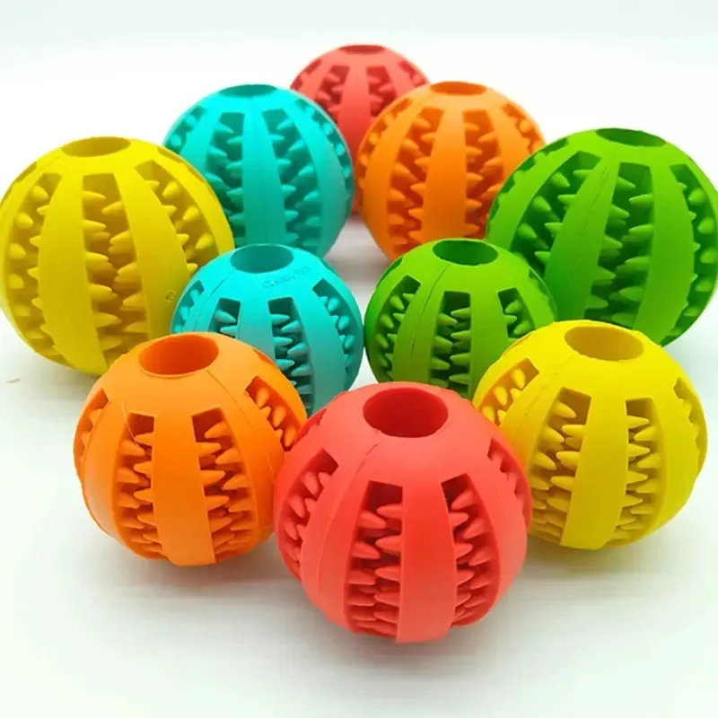 Pet Toys 5CM Dog Interactive Elasticity Ball Natural Rubber Leaking Tooth Clean Balls Cat Chew InteractiveToys