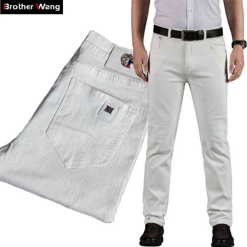 2020 Sommer neue Männer weiße Jeans Mode lässig elastische dünne Denim-Hosen männlich Marke Hosen G0104