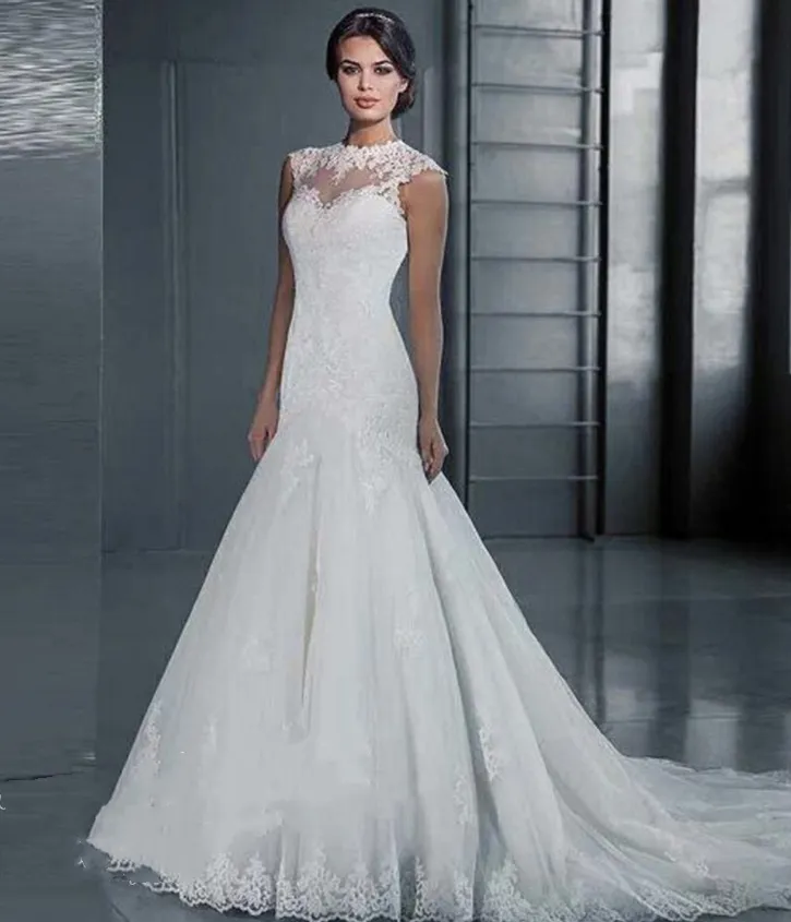 2022 Ny design sjöjungfru bröllopsklänningar ärmlöss vestidos de novia vintage spets lång brud bröllopsklänningar juvel nacke illusion back knappar robes mariage