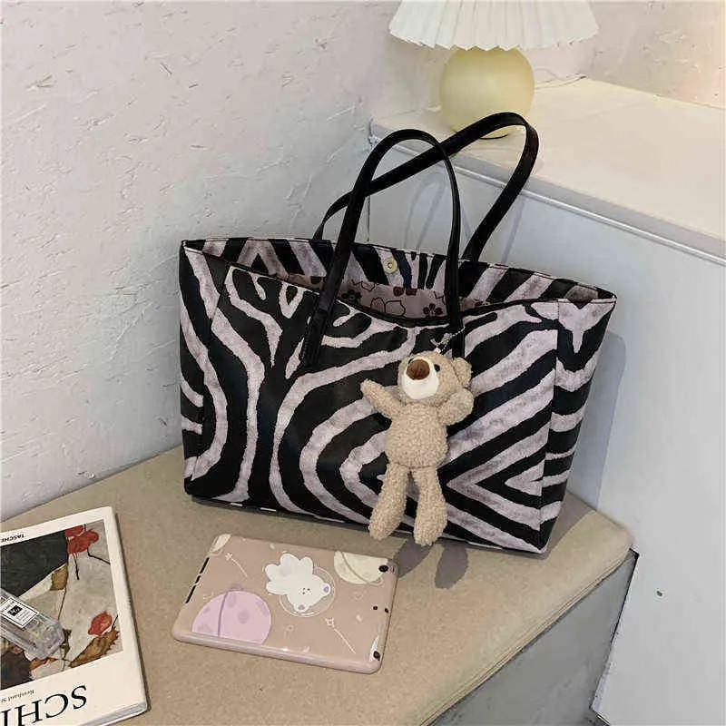 Shopping Bags Fashion Zebra Pattern Big Bag Women PU Strap Shopper Bag New Tote Bag For Women 2020 Shoulder Bags Womens Handbag Book-bag Bolso 220310