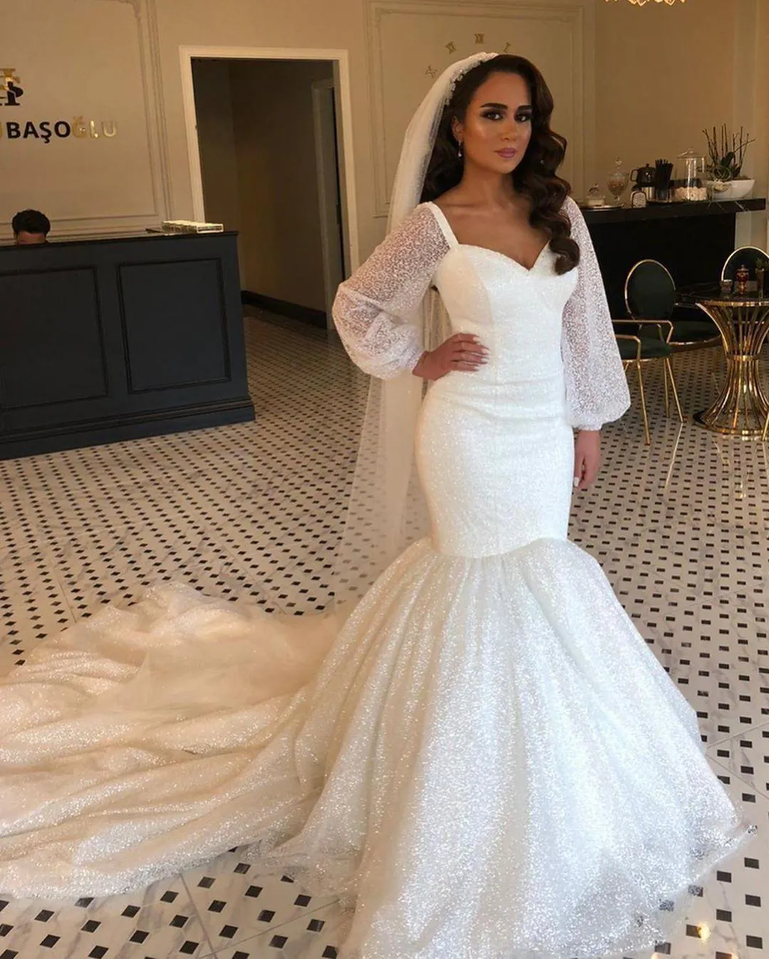 Robes de mariée vintage grande taille robes arabes Aso Ebi robe de mariée sirène scintillante manches longues robe de mariée pas cher vestido de noiva