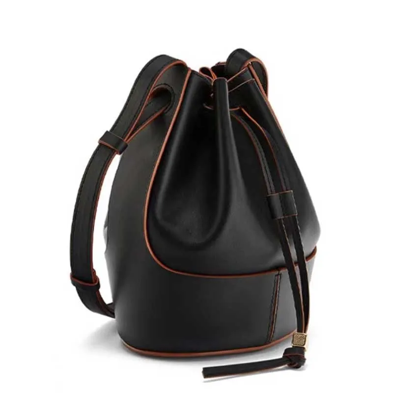 Fashion Women`s Balloon Leather Bucket Bags Drawstring Bag Designer One Shoulder Diagonal Bag Small Black