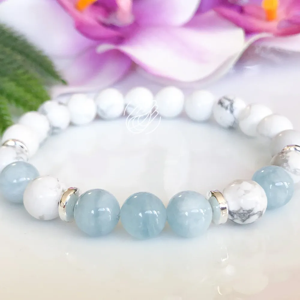 Aquamarine and Howlite Healing Crystals Gemstone Bracelet –  EssentialJewelry4u