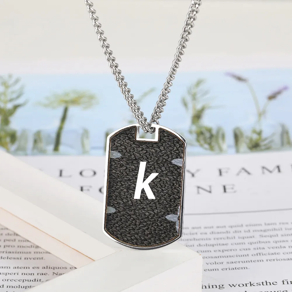 Ny Tiktok Ny Koreanskt Rostfritt Stål Svart Läder Klistermärke Man Silver Mode Druzy Smycken Locket Personlig Halsband Metall Hängsmycke