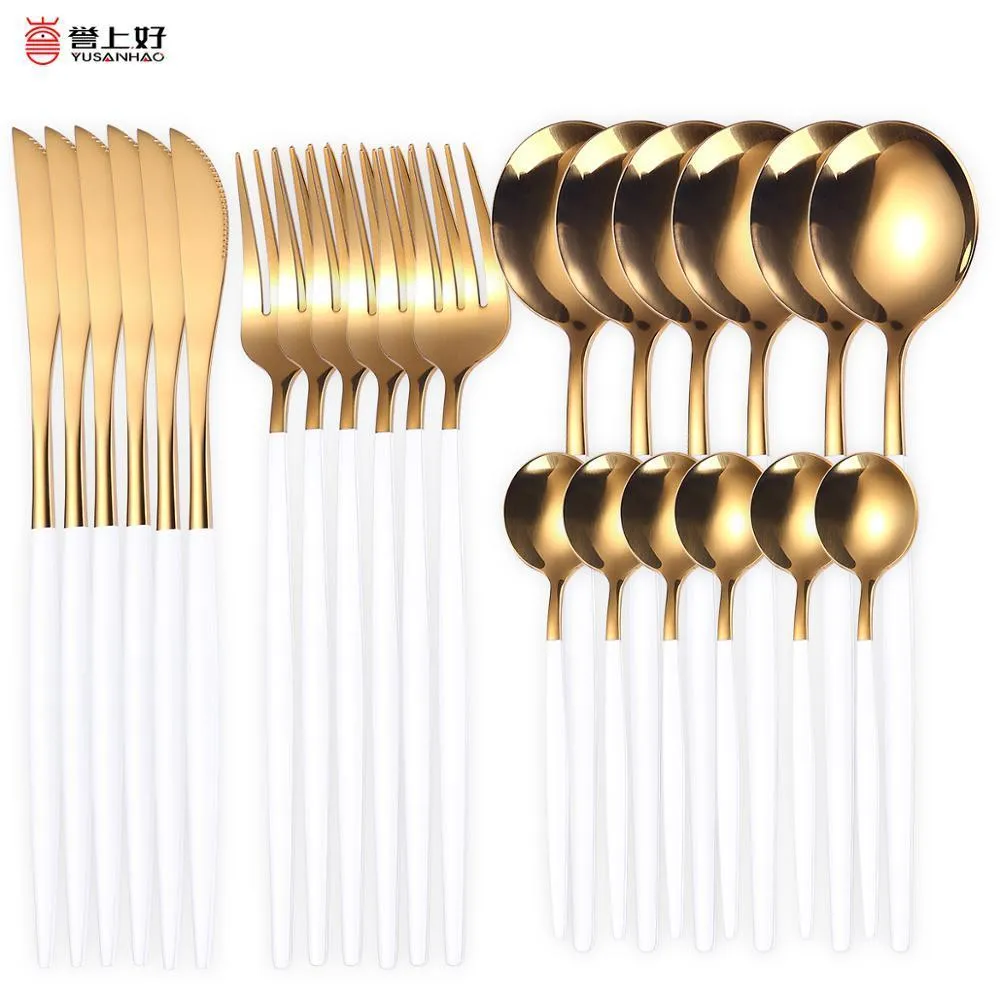 24 pezzi Set di posate per la casa Set di stoviglie in oro Coltello in acciaio inox Forchetta Cucchiaio Food Grade Stoviglie di lusso Confezione regalo Lavabile in lavastoviglie 201116