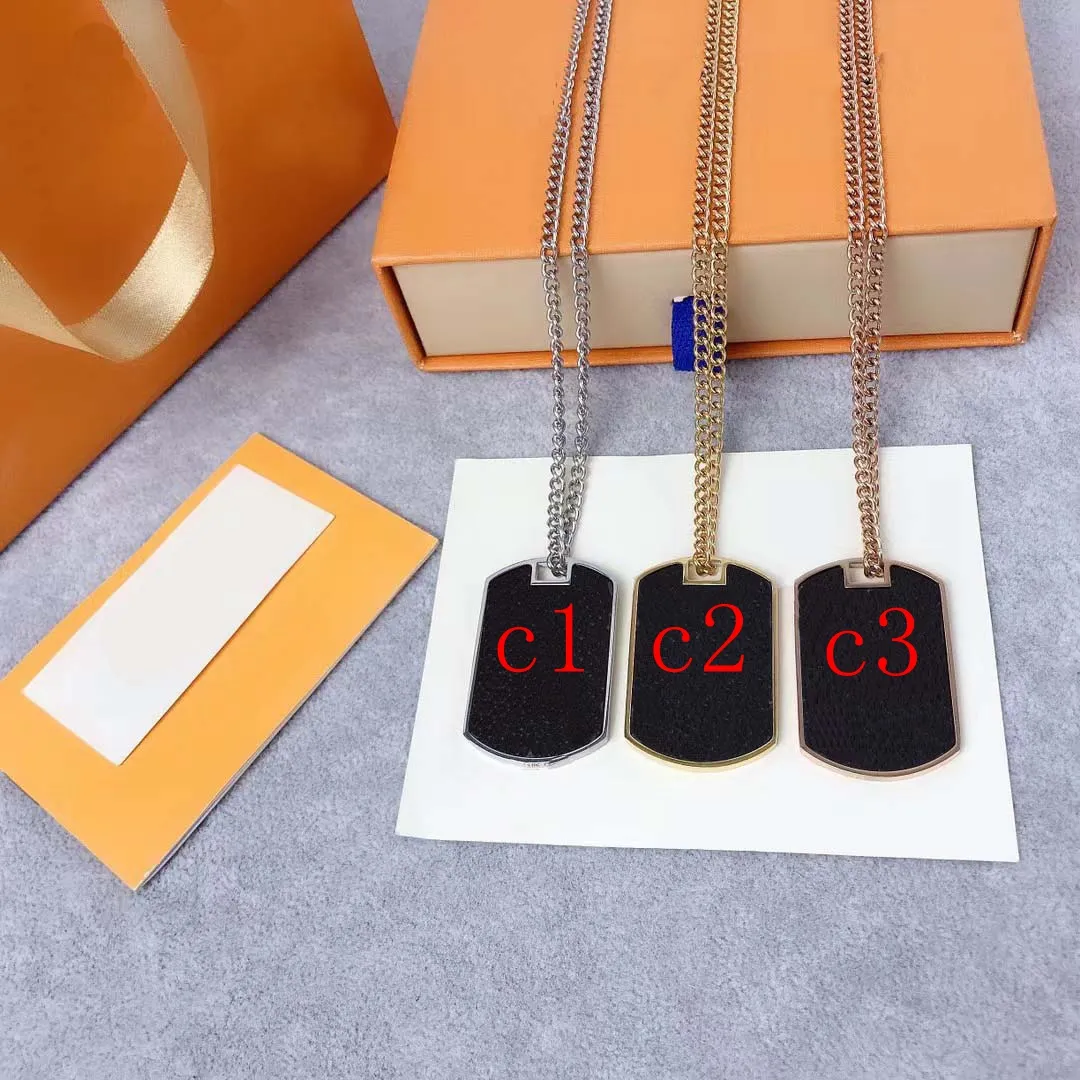Armband Designerkanal Hängsmycke Mode halsband för man designer smycken hängen flera alternativ med låda