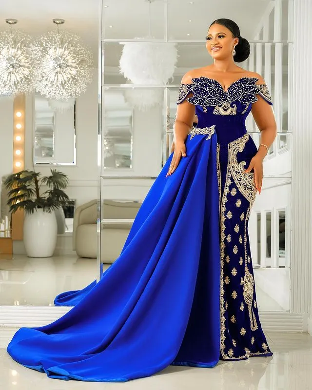 2022 Plus Size Arabic Aso Ebi Royal Blue Mermaid Prom Dresses Lace Crystals Sexy Evening Formal Party Second Reception Birthday Gowns Dress ZJ256