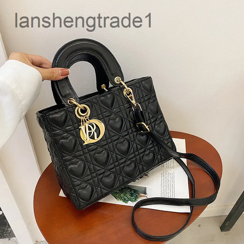 半額 アウトレット ラグジュアリーdハンドバッグバッグ女性22新しいファッションインファッショナブルな外部スタイルのウェールズバッグネットレッドテクスチャ菱形格子1肩g04q 人気の商品を価格比較 Vtech Computer Com