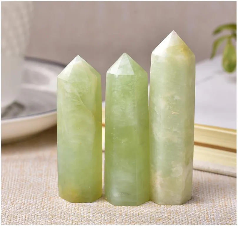 Flocons de neige en cristal naturel, 1 pièce, obélisque de guérison en Jade, baguette à Quartz, ornement pour la décoration de la maison, pierre d'énergie Reiki