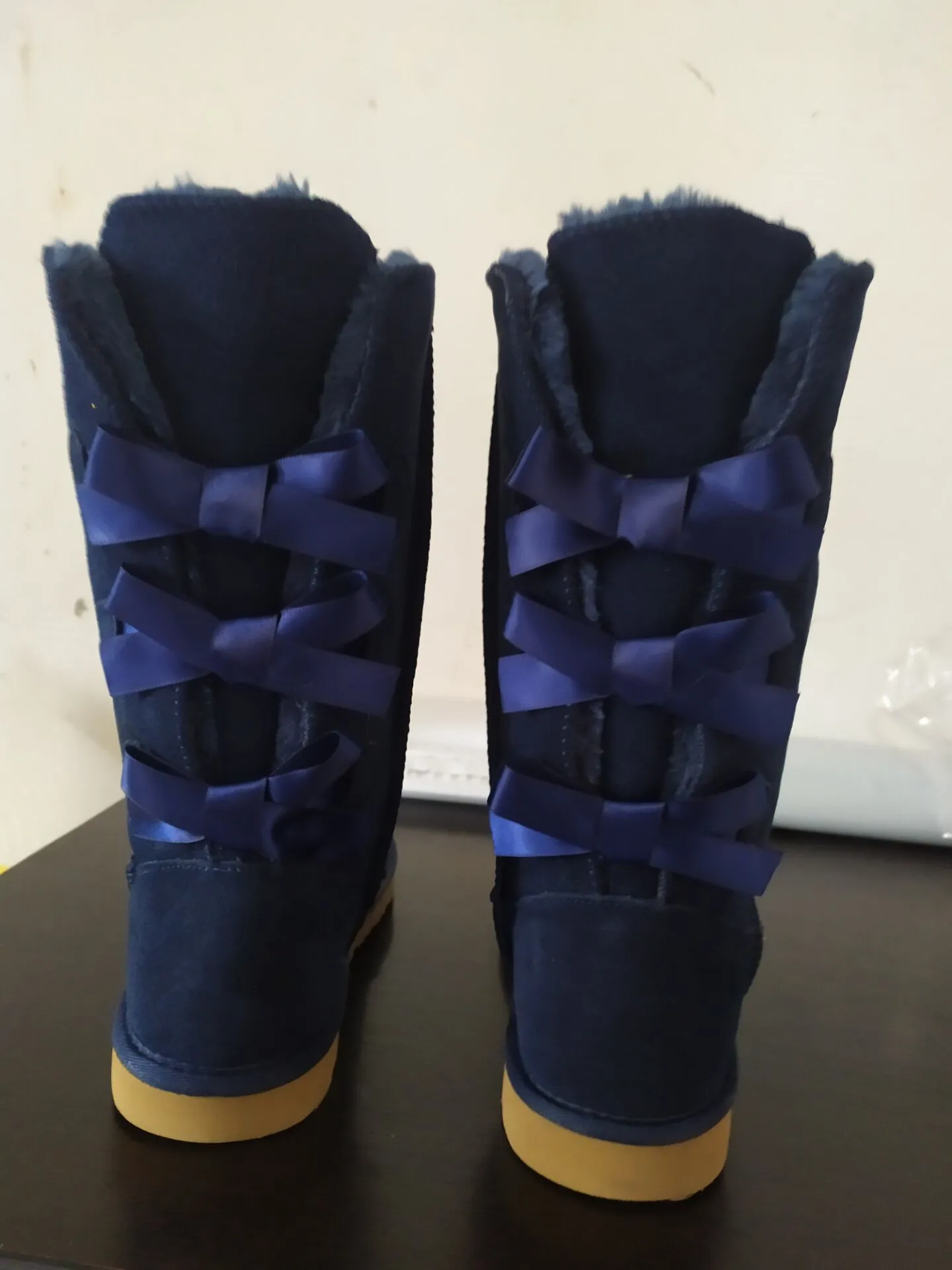 Modne buty damskie Kozaki do kolan Kostki Krowa Skóra Split Kobiety Dzieci Bailey Bow Snow Boot Shoes