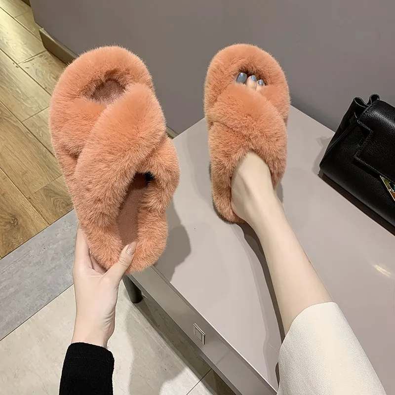 Furry Women Winter Slippers Warm Plush Indoor Slides Comfort Soft Indoor Slippers Fluffy Cute Flat Slides Sandals Plus Size X1020