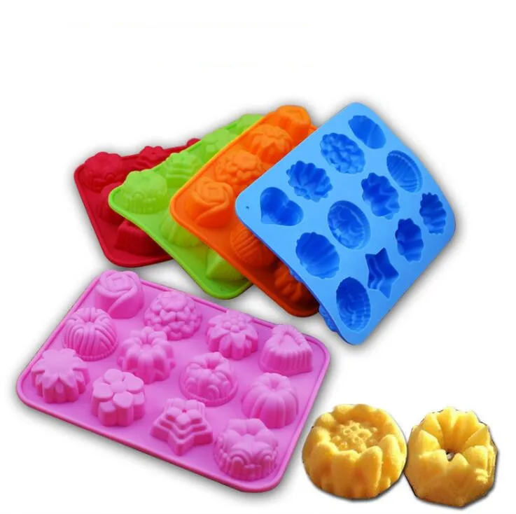 Stampo da forno fai-da-te 12 fori Stampo per torta in silicone Stampo per sapone Vassoio per cioccolato 3D Strumento per fare caramelle Stampo per gelatina fai-da-te