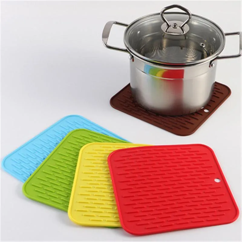 Mats & Pads Stripe Table Bowl Mat Holder For Kids Square Insulated Silicone Placemats Cup Cushion Flexible Pot Pad Kitchen Accessories1