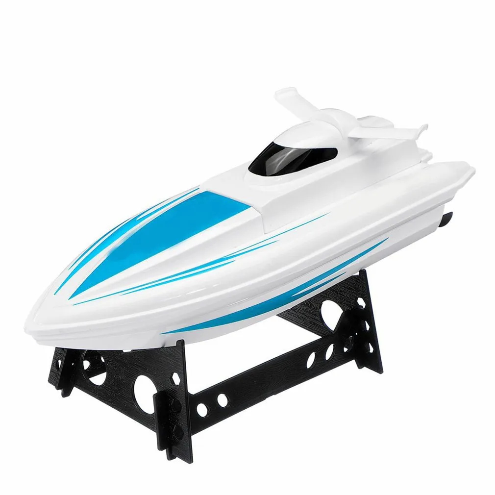 Speedboats 20km/h High Speed RC Racing Boat Automatically 180 Degree Flipping Transmitter RC Boat