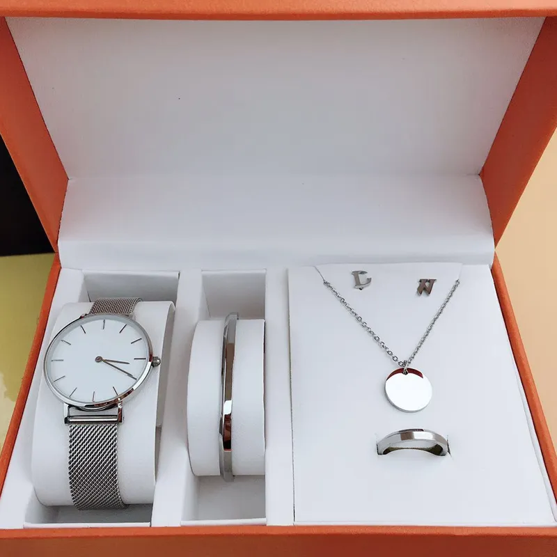 Nuovi orologi da donna di moda Orologio da polso classico in acciaio inossidabile con set di gioielli firmati 5 pezzi Orecchini Bracciali Collane Anelli L327i