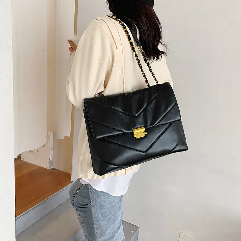 Borsa A Tracolla Di Grande Capacita A Catena Vintage Le Donne 2020 Borse A Tracolla Moda Da Donna Con Filo Di Design Di Marca Q1206 Da 20 14 DHgate