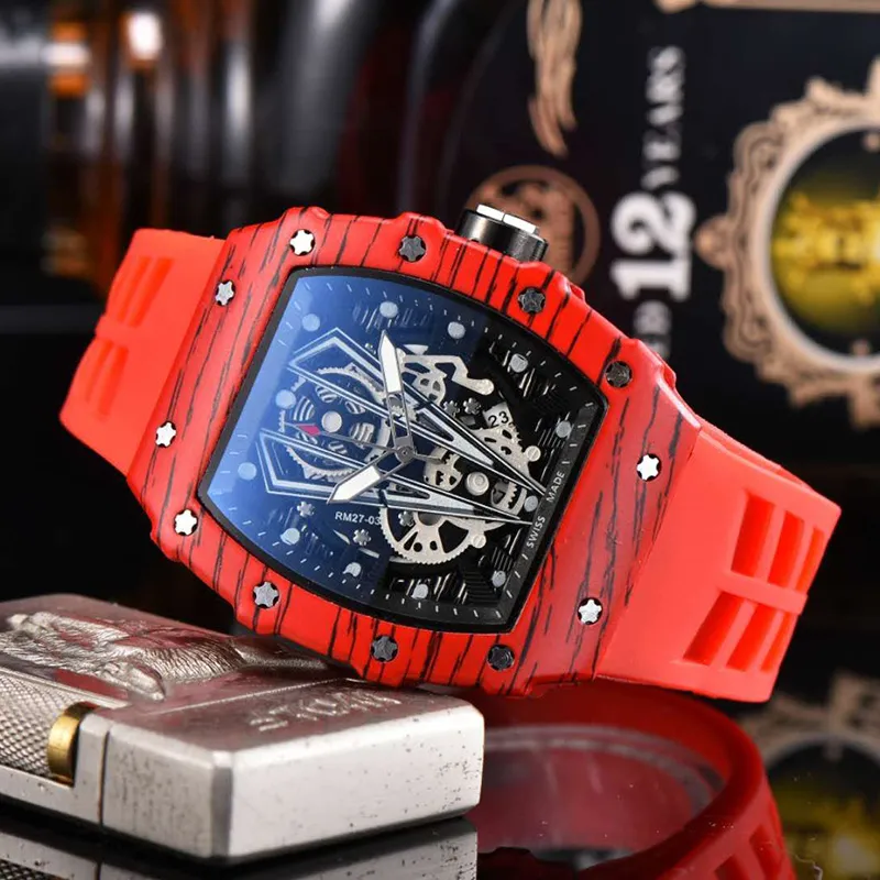 Orologio analogico stile classico Orologi da uomo di moda Movimento al quarzo Cassa retrò Cinturino in caucciù Data automatica Orologio da polso Orologi sportivi impermeabili