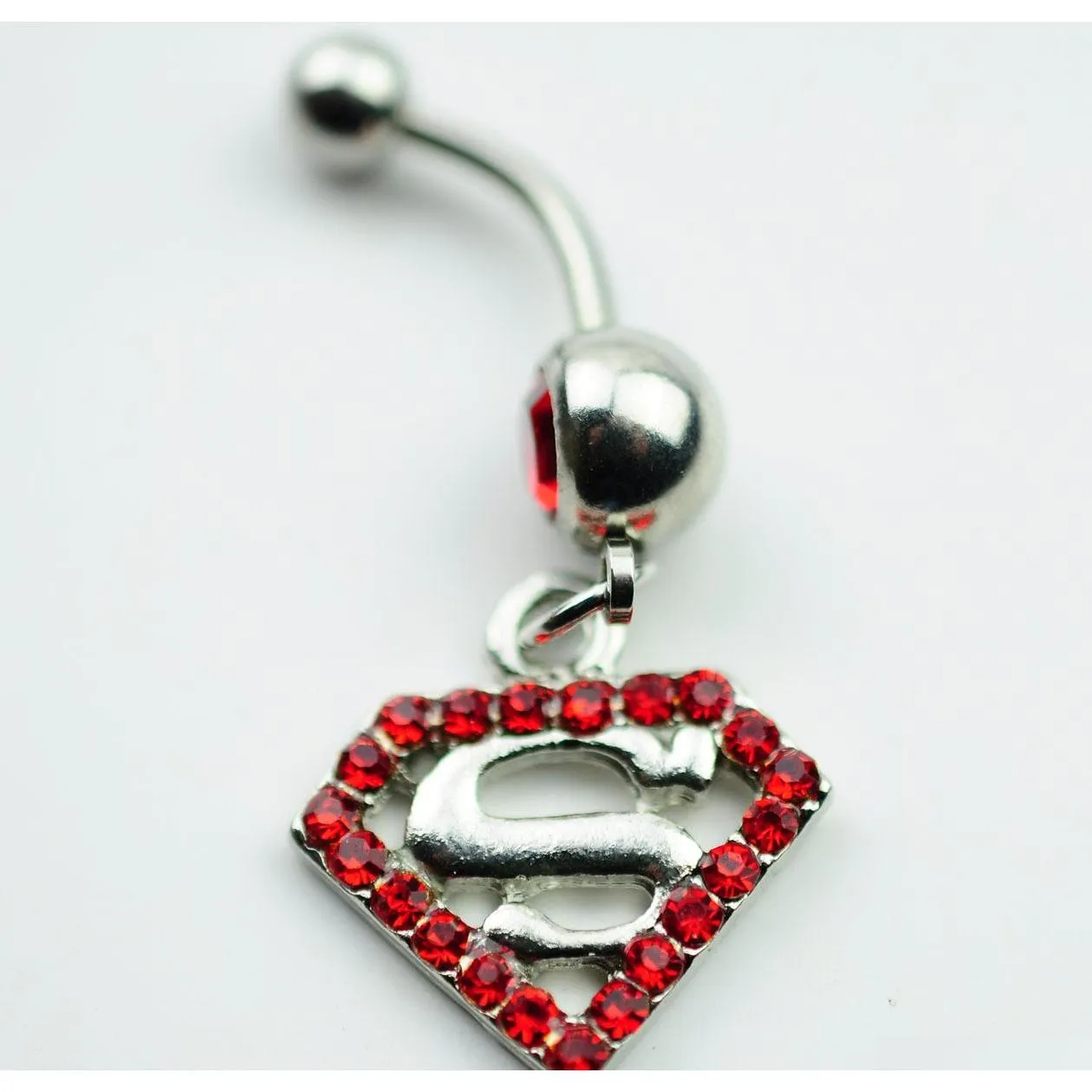 d0422 ( 1 color) belly button superman belly ring body piercing jewelry fashion charm 14ga 5/8 balls navel belly dangle piercing