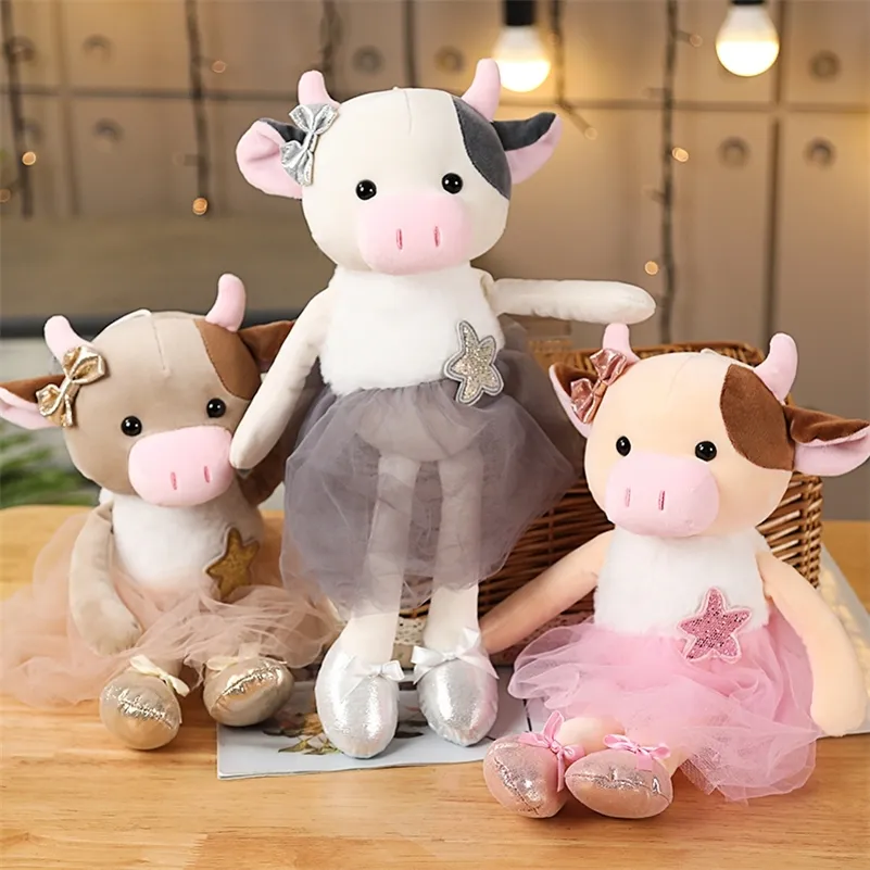 14.96in38 cm Cute Cow Pluszowe Zabawki w Koronkowej Spódnicy Dla Dziecięcych Urodziny Lub Boże Narodzenie Prezent Wypełnienie Baby Sleeping Comfort Bydło Lalka LJ200914