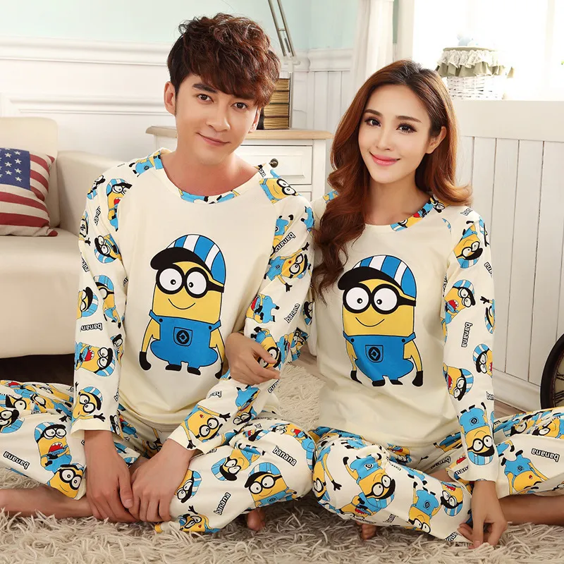 Minions Famiglia Pigiama Di Cotone Vestiti Coordinati Padre Madre Figlia  Figlio Mamma E Me Vestiti Coppia Look Famiglia Donne Indossano Set LJ201111  Da 23,03 €