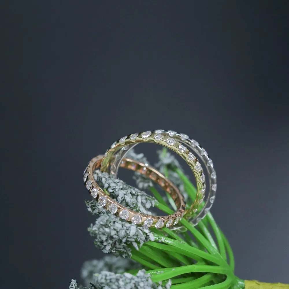 moissanite-wedding-band 