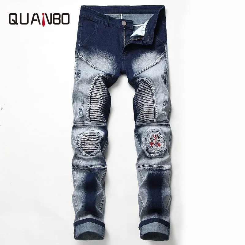 Qaunbo marca vestuário homens jeans nostalgia moto motociclista buraco buraco jeans macho magro encaixe hetero denim designer crachá rasgado jeans n820 201120