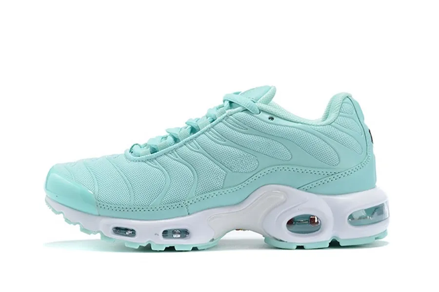 Air max hotsell plus igloo