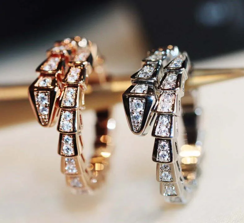 جودة فاخرة الخامس مواد ذهبية لا تغيير شكل ثعبان حلقة الشرير مع جميع الماس للنساء هدية مجوهرات الزفاف PS8821247F