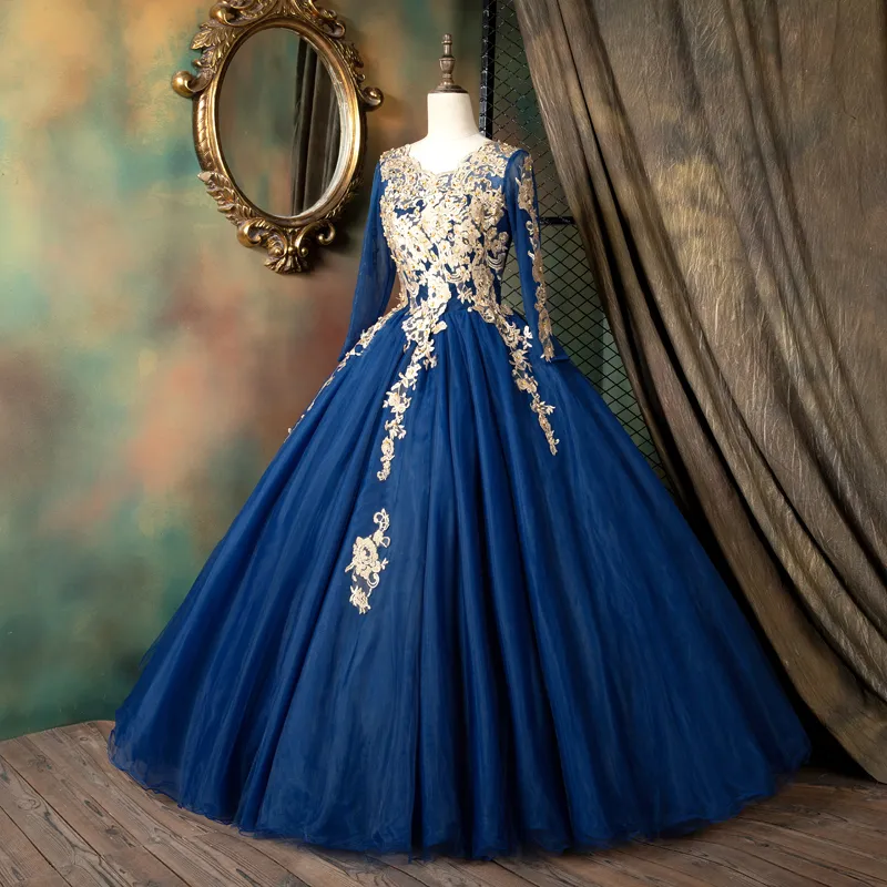 Long sleeve golden embroidery beading vintage medieval Renaissance gown for  women from Dhgate Theme Costume - price 119.8