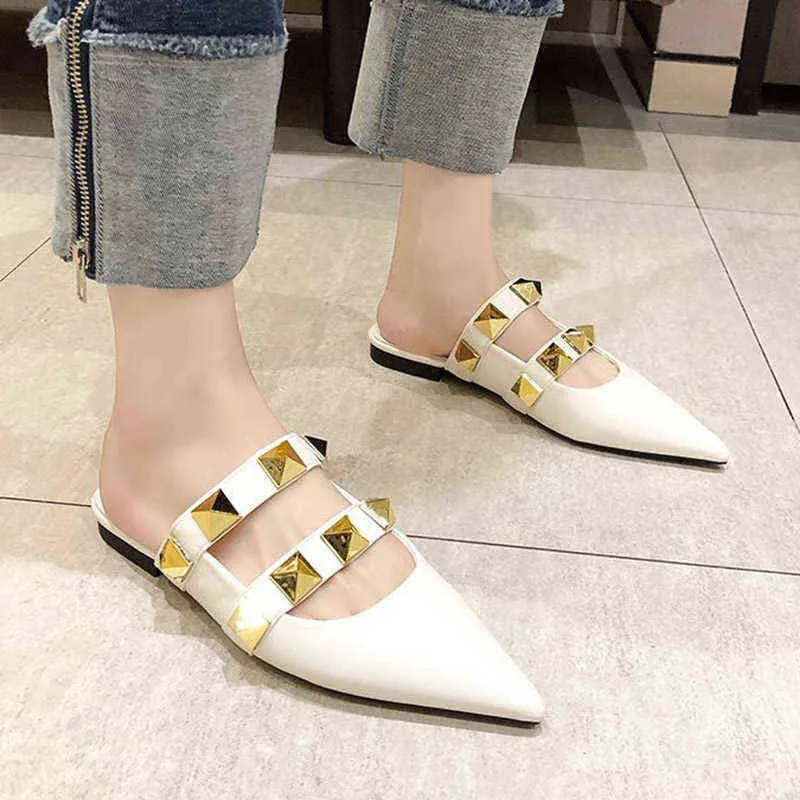 Pointed sales slipper shoes