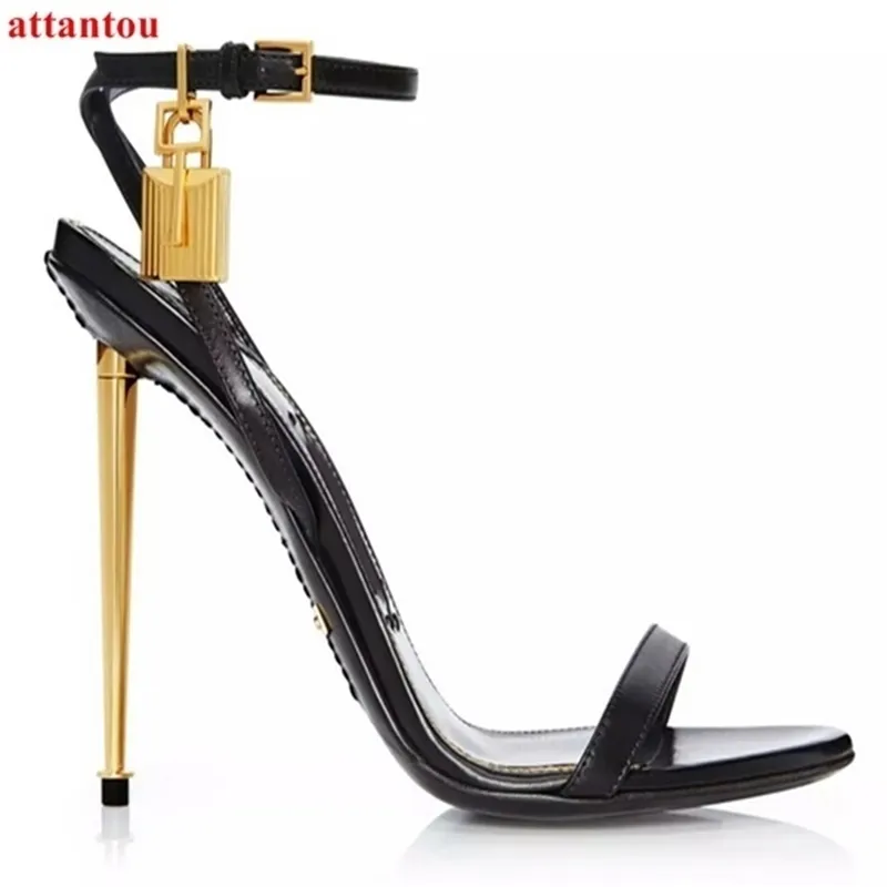 2022 Vrouw Sandalen Stijl Naam Merk Celebrity Metallic Enkle-Lock Gouden Stiletto Hak Schoenen Hangslot Hoge Hakken 220222