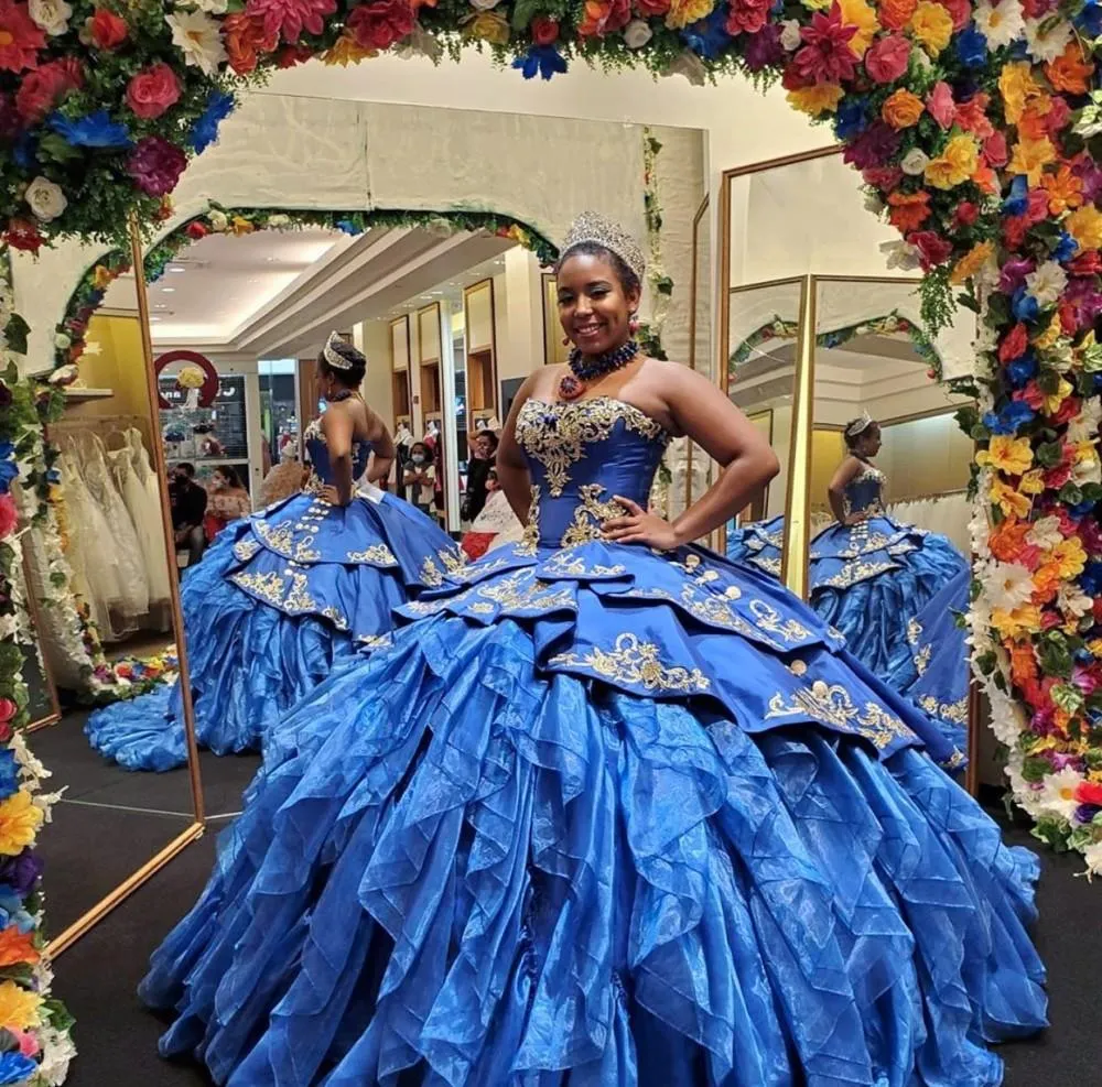 Abiti da quinceanera blu reale in pizzo applique senza spalline da 16 abito in raso organo vestido de 15 anos ball gowns