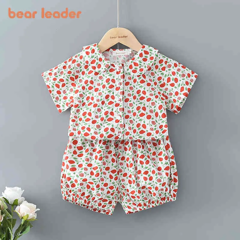 Bear Leader Baby Girl Floral T-shirt och Shorts Outfit Cute 2pcs Kläder Barnens Casual Summer Girls Kläder Ställer 2-7 år Y220310