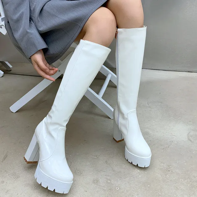 حار الربيع جلد الركبة الركبة أحذية عالية المرأة أزياء بيضاء كعب مربع طويل أحذية طويلة امرأة الأحذية الجلدية الشتاء حجم كبير 34-43