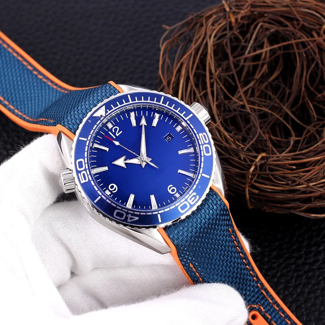 3-pinowy butikowy zegarek męski automatyczny ruch mechaniczny Importowany diamentowy film woda kryształowy lustro lustra 40M2337