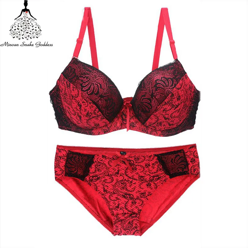 Taglie forti Set di biancheria intima per le donne Set di reggiseno in pizzo Sexy Reggiseno di pizzo Slip Intimo da donna con ferretto Set di biancheria D DD E Cup Y200708