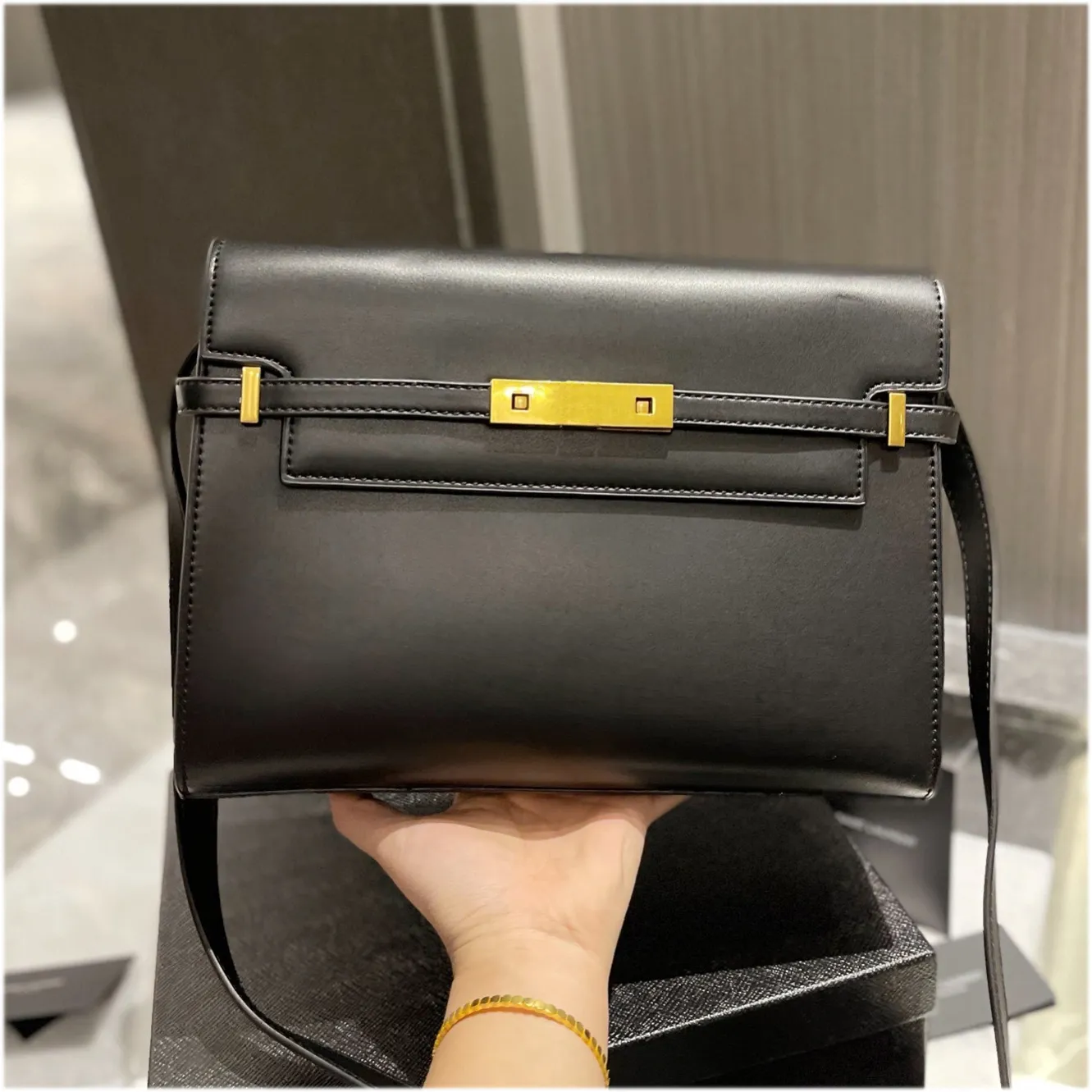 Luxury Designer Bag Leather Female 2022 New Trendy Wild Cross-Body Manhattan Commuter Retro Tofu Underarm Bag With Box