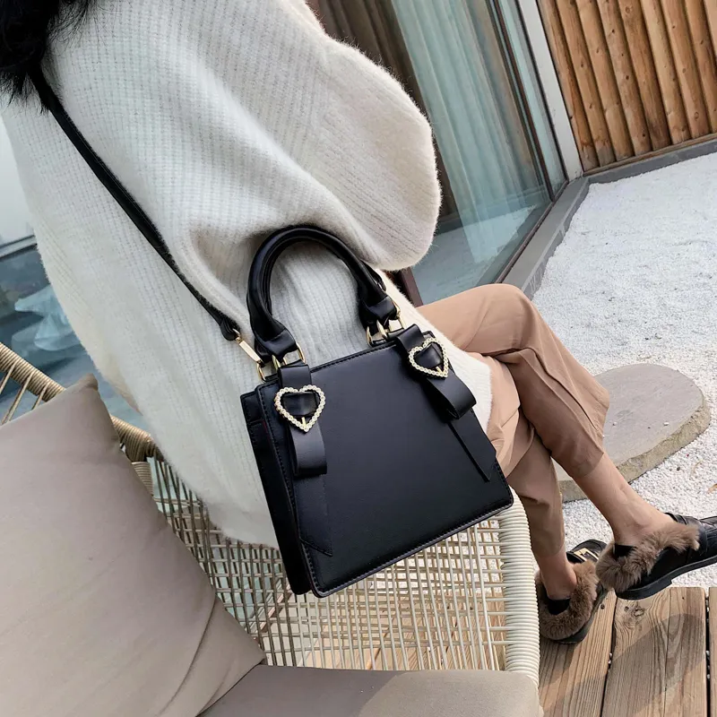 Hot koop vintage mode vrouwelijke kleine draagtas 2019 nieuwe hoge kwaliteit PU lederen vrouwen handtas reizen schouder messenger bag