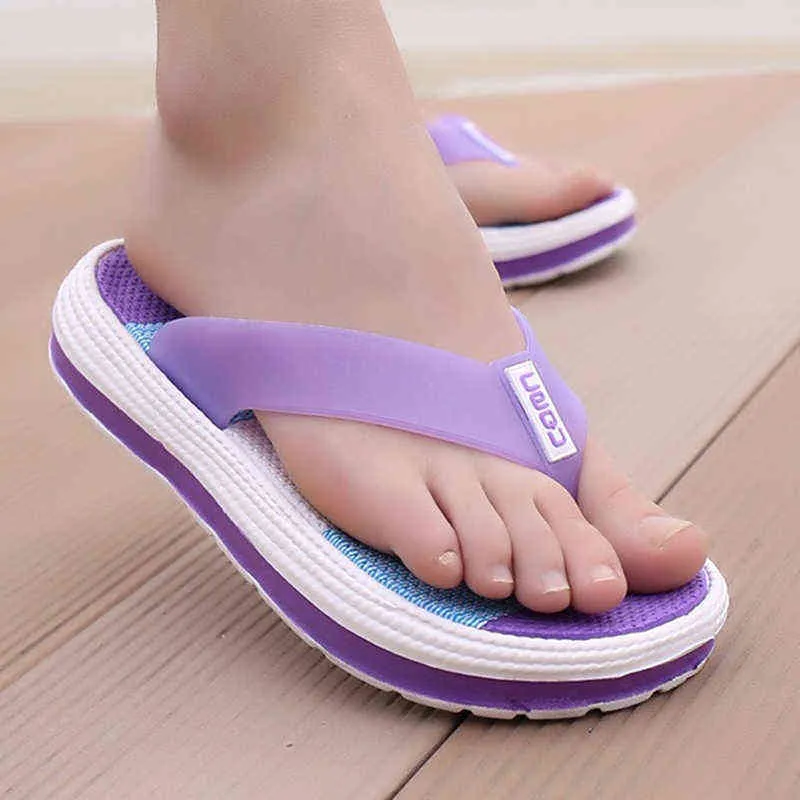 2022 Summer Slippers Women Casual Massage Durable Flip Flops Beach Sandals Female Wedge Shoes Striped Lady Room Slippers Y220221