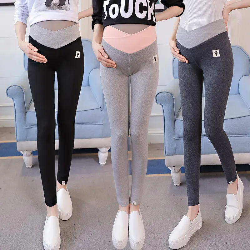 Soft Thermal Fabric Maternity Leggings With Low Waist For
