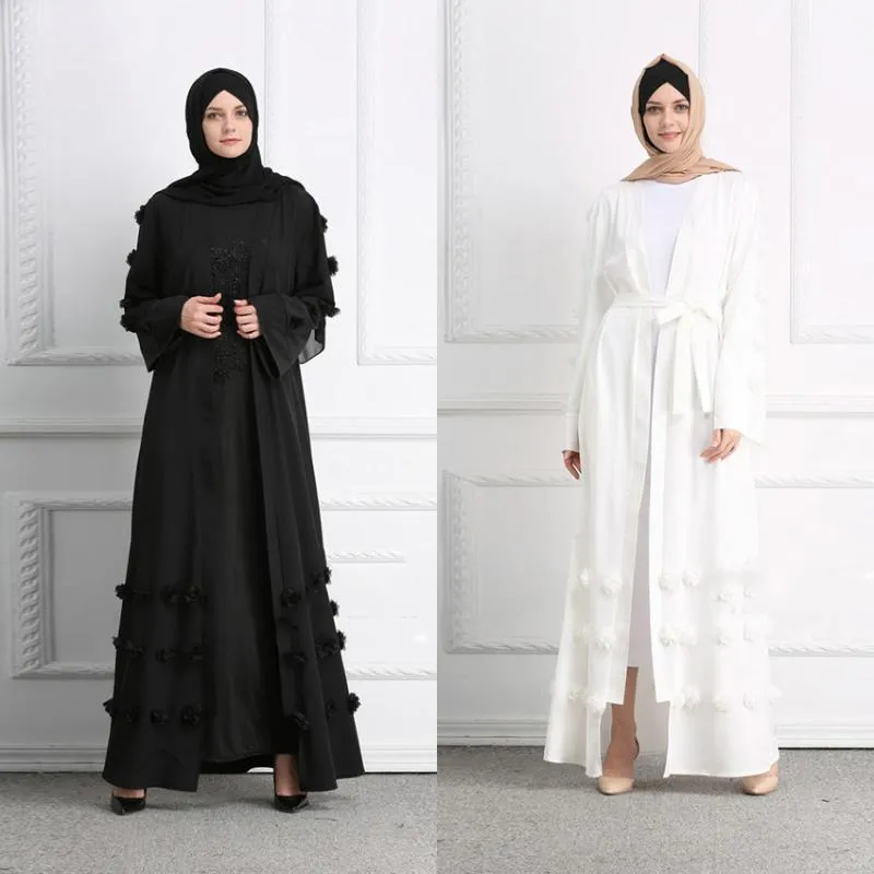 Trajes musulmanes de mujer 2025