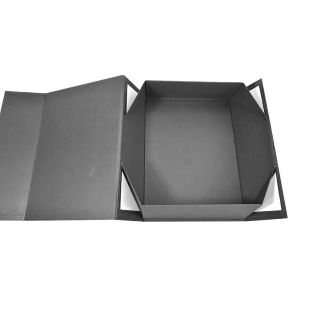 Foldable Black White Hard Gift Box With Magnetic Closure Lid Favor Boxes Children`s Shoes Storage Box 22x16x10cm