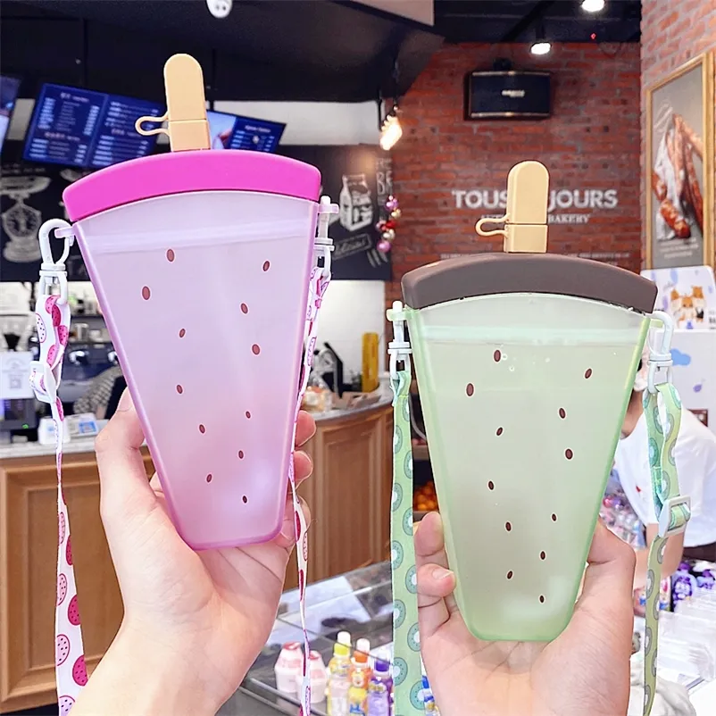Summer Plastic Straw Popsicle Water Bottle Cute Ice Cream Water Bottle Portable Kids Water Bottles For Girls With Strap Straw 201106
