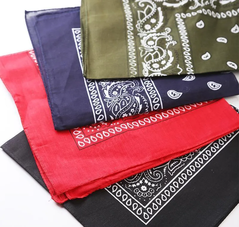 Ny modehiphop 100% Cotton Bandana Square Scarf 55cmx55cm svart röd paisley pannband tryckt för